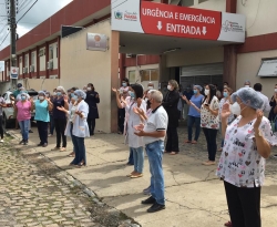 No primeiro dia do mês de São José, padre faz peregrinação e ora em casas de saúde de Cajazeiras; assista vídeo