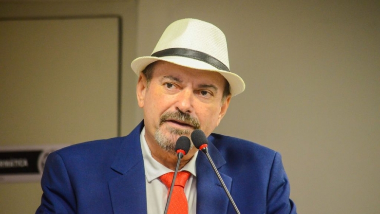 Jeová Campos se antecipa e diz que será coordenador da campanha de Lula no Sertão da PB, informa radialista