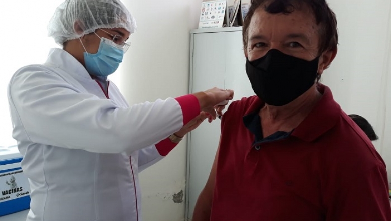 Secretaria de Saúde divulga números da vacinação em Sousa; confira vacinômetro atualizado com 11.970 doses aplicadas