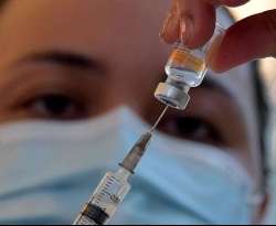 Em meio a atrasos, parlamentares no Ceará propõem alternativas para compra de vacinas
