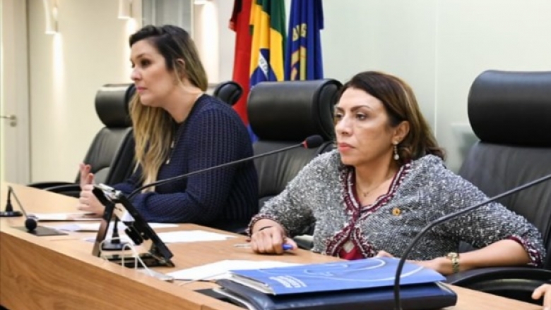 Leis contra a importunação sexual e de violência contra mulher são sancionadas na Paraíba