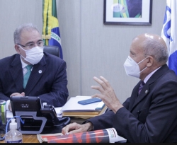 Secretário propõe ações para melhorias da saúde em audiência com ministro em Brasília