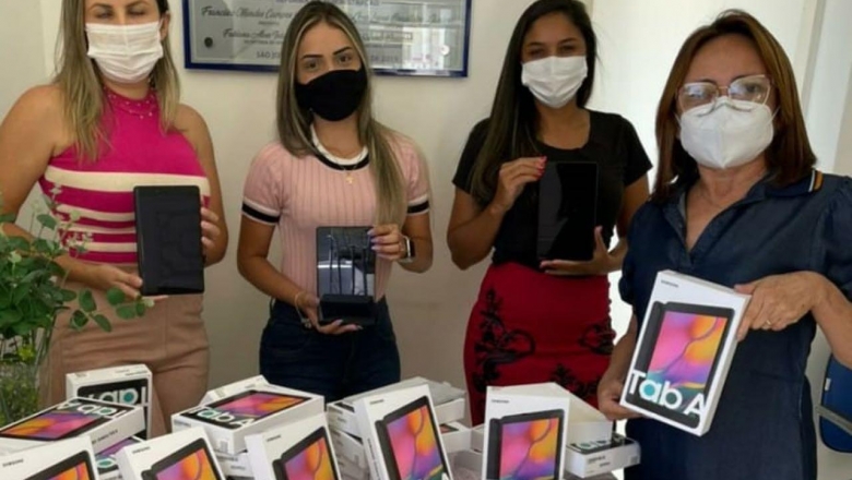 Prefeitura de São José de Piranhas anuncia compra de 1 mil tablets para educação à distância