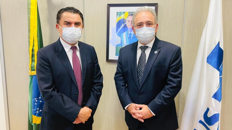 Santiago é recebido pelo ministro da Saúde e pede instalação do serviço de Oncologia para o Hospital Regional de Cajazeiras