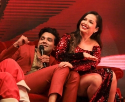Luan Santana diz estar vivendo affair e web aponta clima com Juliette