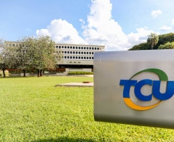 TCU suspende auditor suspeito de produzir relatório falso sobre mortes por Covid