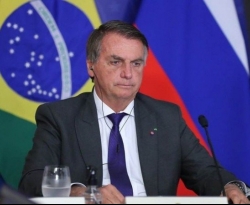 Após encontro com Temer, Bolsonaro volta atrás em ameaças contra o STF
