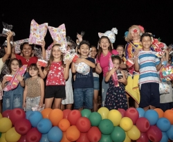 Primeira-dama e prefeito participam de evento das crianças na zona rural de São José de Piranhas