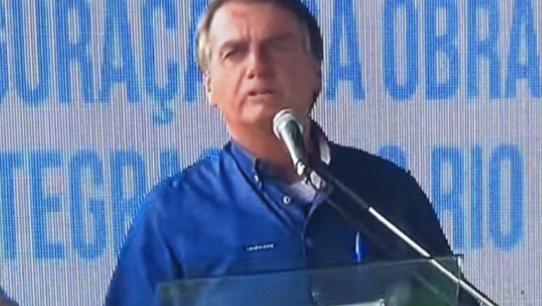 "Vagabundo é elogio para ele", diz Bolsonaro sobre Renan Calheiros