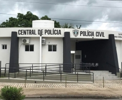 Ex-detento é preso acusado de abusar sexualmente de enteada de 3 anos, em Cajazeiras