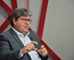 Governador da PB fala em convites de dois partidos e que busca aliança com o PSD de Romero