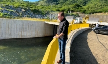 Chico Mendes acompanha liberação das águas da transposição através de canal até Eng. Avidos; assista