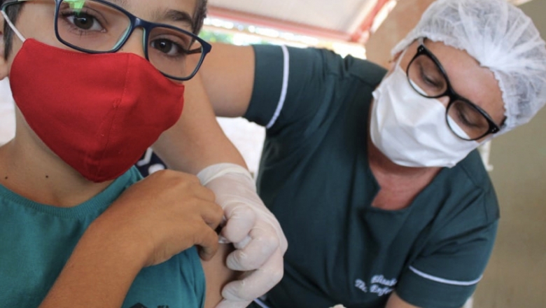 Paraíba vacina 13.531 crianças contra Covid-19 e alerta para esquemas com doses em atraso