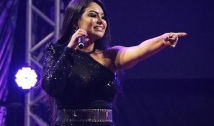 Exame revela que cantora Paulinha Abelha estava com lesões graves nos rins