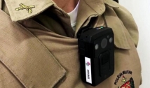Ceará avança no processo de implantação de câmeras nos uniformes de PMs 