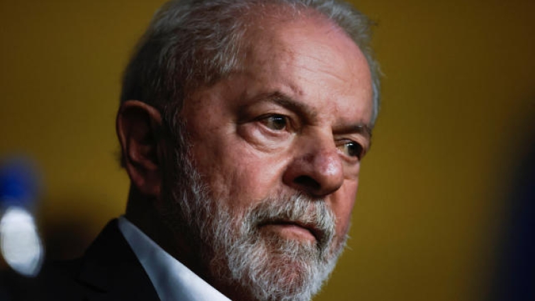 Lula pede que TSE derrube posts de filhos e apoiadores de Bolsonaro