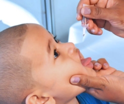 Saúde promove Dia D de multivacinação e contra poliomielite neste sábado 
