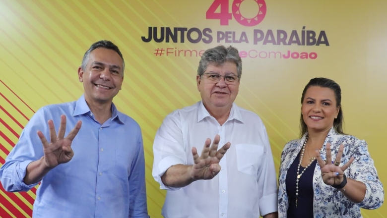 Com terceiro maior colégio eleitoral da Paraíba, prefeito de Santa Rita e deputada Jane Panta anunciam o apoio a João Azevêdo