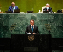 Ciro vai ao TSE para que Bolsonaro não use discurso na ONU em campanha