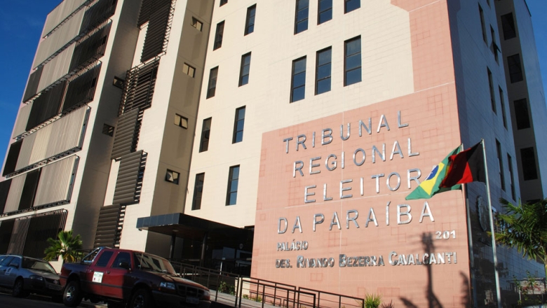 Na Paraíba, 36 candidatos tiveram os registros indeferidos e 17 renunciaram, diz TRE