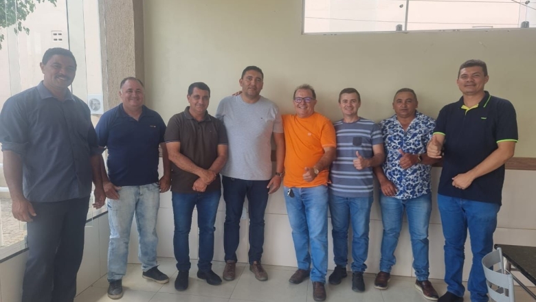 No Ceará, prefeito de Bonito de Santa Fé amplia parcerias e destaca relação com gestão de Mauriti