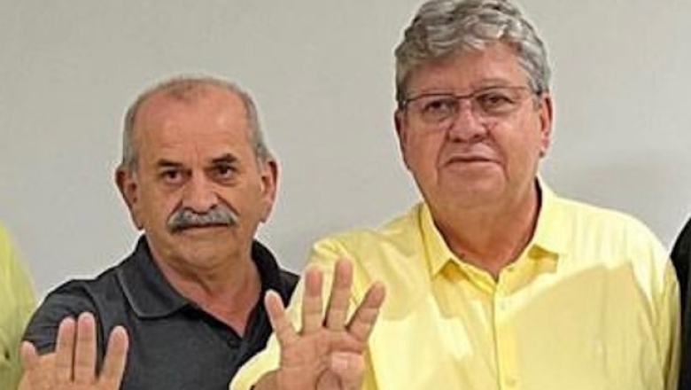 Ex-prefeito de Uiraúna, Bosco Fernandes, desiste de apoiar Pedro e declara voto em João Azevêdo