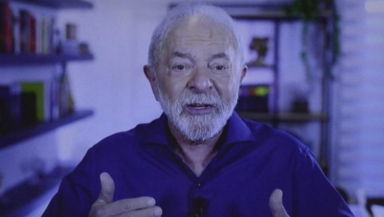 Lula sinaliza intenção de mais concursos e reajuste para servidores