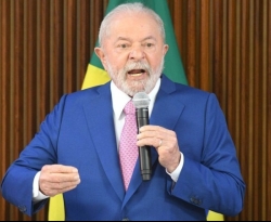 Lula condena ataques terroristas e decreta intervenção federal no DF
