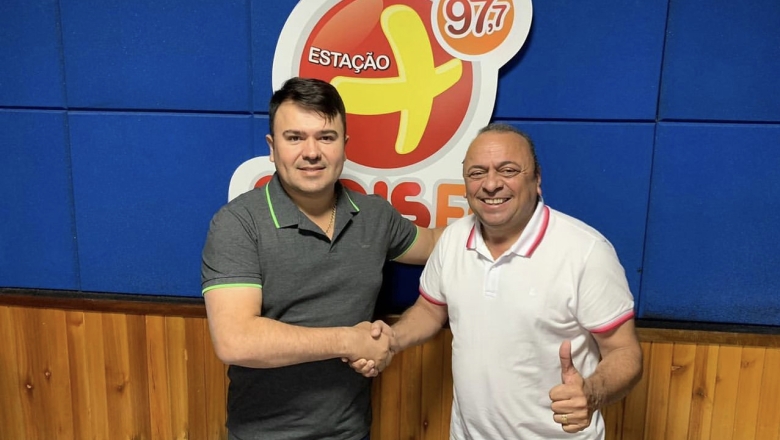 Jornalista Adjamilton Pereira deixa a Rádio Alto Piranhas e vai para a Mais FM  