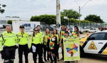 SCTrans e HUJB promovem ação educativa no trânsito para alertar sobre os perigos durante o carnaval 