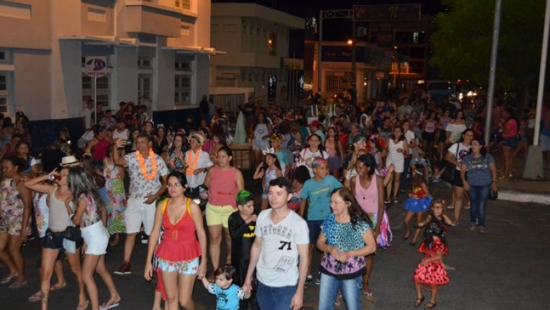 Em Patos, vereador reclama da falta de incentivo da prefeitura ao Carnaval 