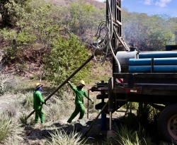 Governo implanta abastecimento de água em comunidades rurais no Vale do Piancó