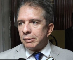 Juíza suspende lei que garante 13º a prefeito, vice e secretários de Patos
