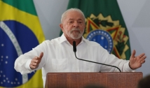 Lula anuncia política de reajuste do salário mínimo e isenção de IR