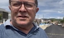 Prefeito Ceninha Lucena grava vídeo para mostrar obras de asfaltamento em Bonito de Santa Fé: “Um sonho de 30 anos"