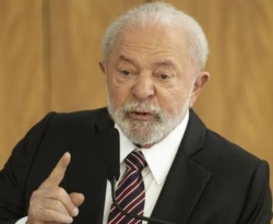 Lula sanciona lei que ameniza corte em repasses a municípios com perdas populacional no Censo 