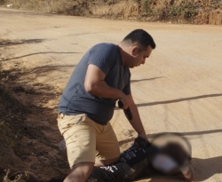 Policial à paisana prende homem acusado de matar mulher a facadas em Uiraúna 