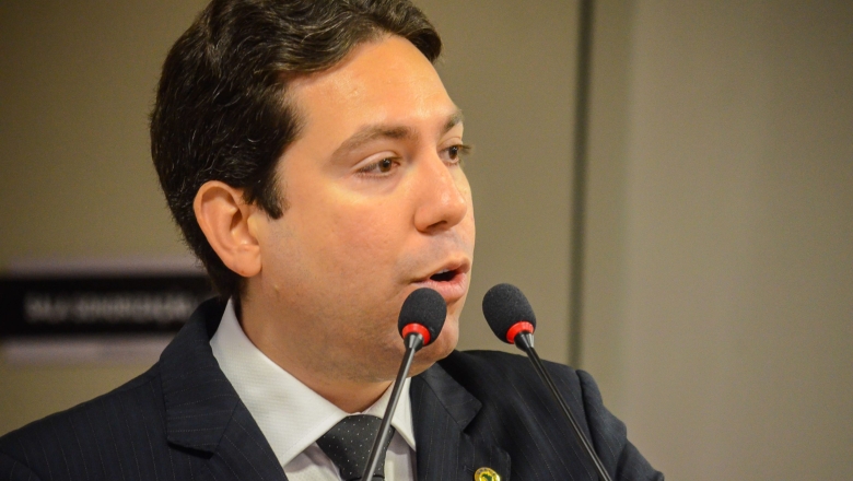 Felipe Leitão defende troca no comando e diz que só vai se filiar ao PSB com João na presidência