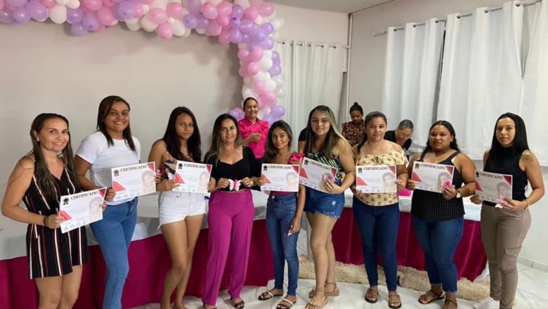 Prefeitura de Bernardino Batista promove evento em comemoração ao Dia Internacional da Mulher