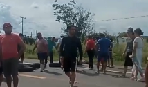 Ribeirinhos fazem protesto na BR-230 e lamentam inundações no Rio Piranhas,  na região de Sousa e Cajazeiras 