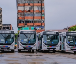 Ônibus velho, falta de linhas e 2ª tarifa mais cara do Nordeste prejudicam população de João Pessoa