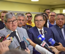 'João Azevêdo assumirá presidência estadual do PSB após as eleições municipais', revela Adriano Galdino
