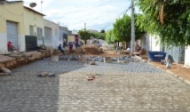 Prefeitura intensifica trabalhos do programa “Pavimenta Cajazeiras”; primeira etapa são 23 ruas