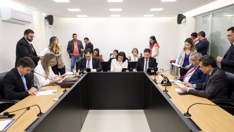 CCJ aprova programa de habilitação social para motoristas paraibanos