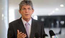 Ricardo Coutinho se posiciona contra privatização da Eletrobras e da Chesf