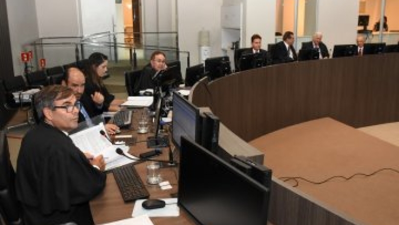 Tribunal Pleno recebe denúncia contra Prefeito Paraibano