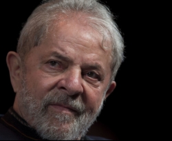 Após decisão do STF, defesa de Lula pede soltura do ex-presidente