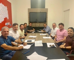 Base governista na ALPB toma café com João Azevêdo e G10 diz: "Estamos juntos e misturados"