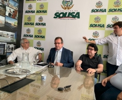 Prefeito de Sousa descarta mudanças em secretarias e dá nota 7 ao governo