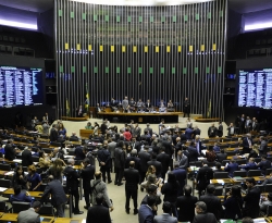 Plenário pode votar na terça-feira MP que redistribui arrecadação de loterias